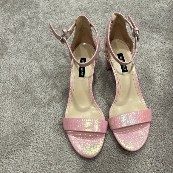 Nine West heels - Picture 1 of 5